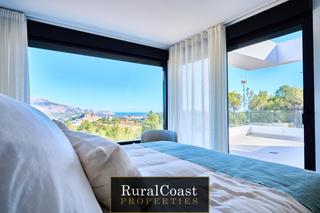 Xalet  N/a. Chalet independiente de diseño con 3 dormitorios, 2 baños, aparc