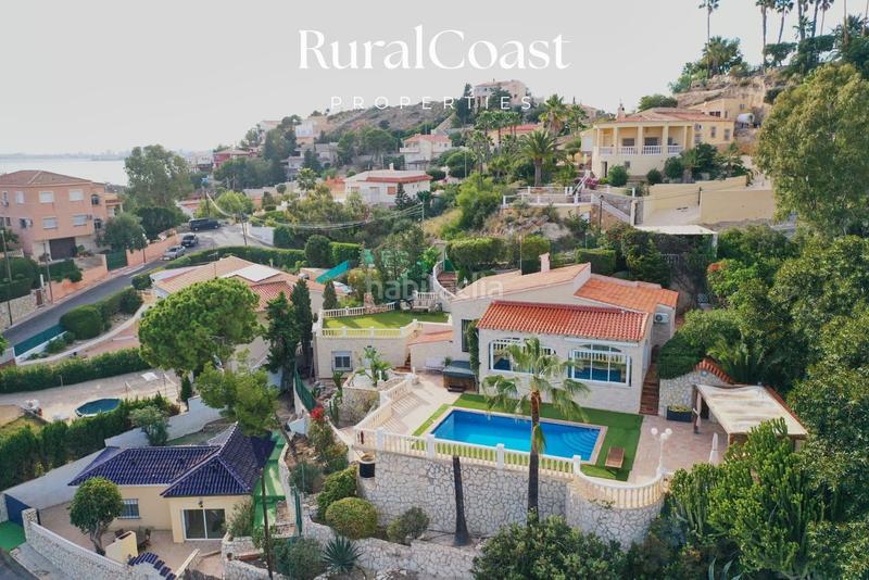 Foto 1a131573-e6f7-4ad8-99ef-5dc4c8197bf2. Chalet with pool in Pueblo Español-Coveta Fumá Campello (el)