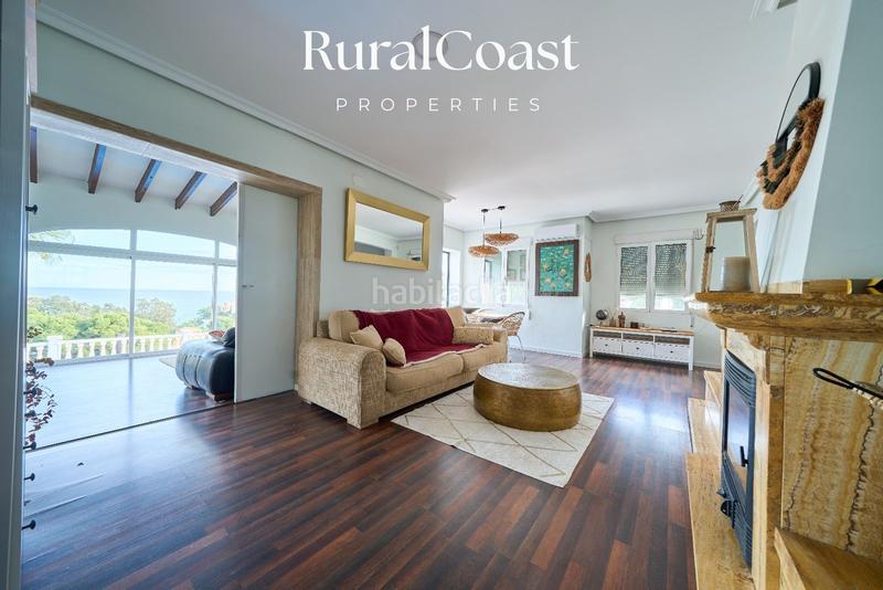 Foto 27c8d2df-0091-4d9d-bfef-1e558967c6fc. Chalet with pool in Pueblo Español-Coveta Fumá Campello (el)