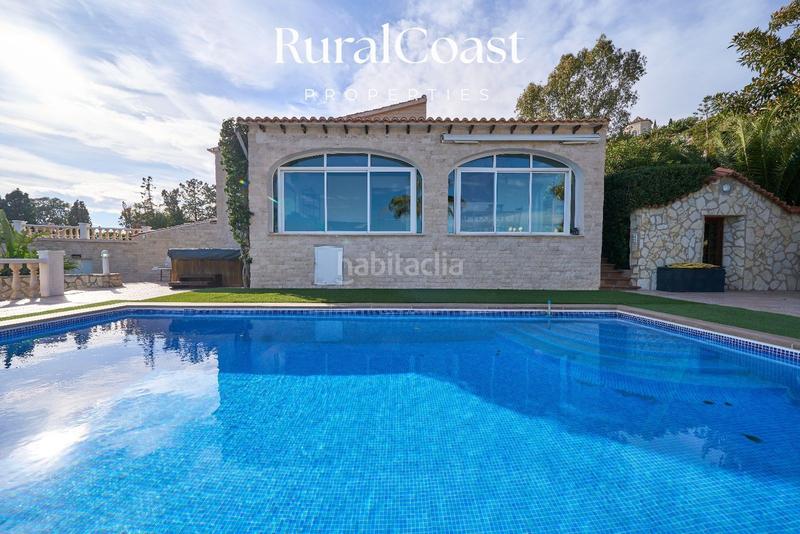 Foto 56fd514e-2af3-4cdc-aaa4-7a5f82272c33. Chalet with pool in Pueblo Español-Coveta Fumá Campello (el)