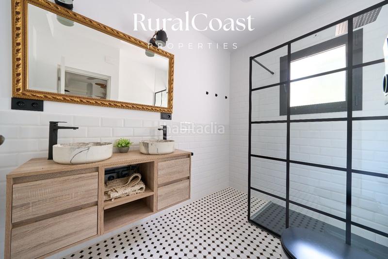 Foto e28fc70d-0f9e-4f6e-b3c4-bf5cc4ccae9c. Chalet with pool in Pueblo Español-Coveta Fumá Campello (el)