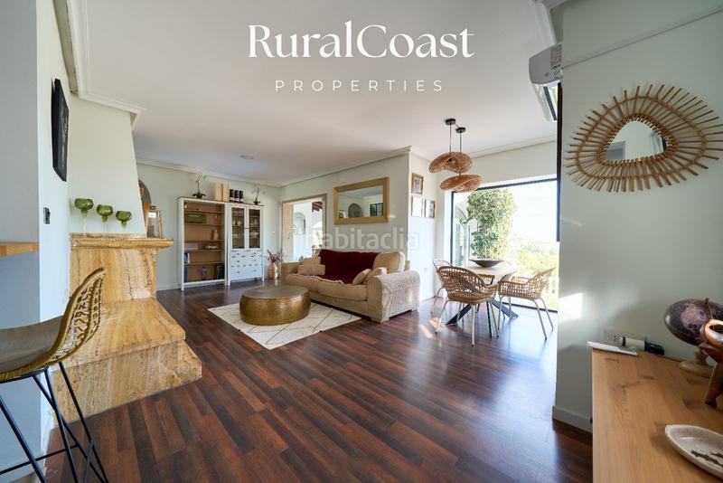 Foto f0d40bc0-71e4-4224-bb56-83bfa853e765. Chalet with pool in Pueblo Español-Coveta Fumá Campello (el)