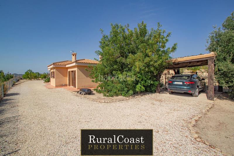 Foto 96c47b5c-6ab5-4782-92fe-626df95bff4e. Chalet encantador chalet rústico independiente de 110 m2 con una parcela rustica de 21517 m2, 1 habitación, piscina y vistas a la montañ en Xixona
