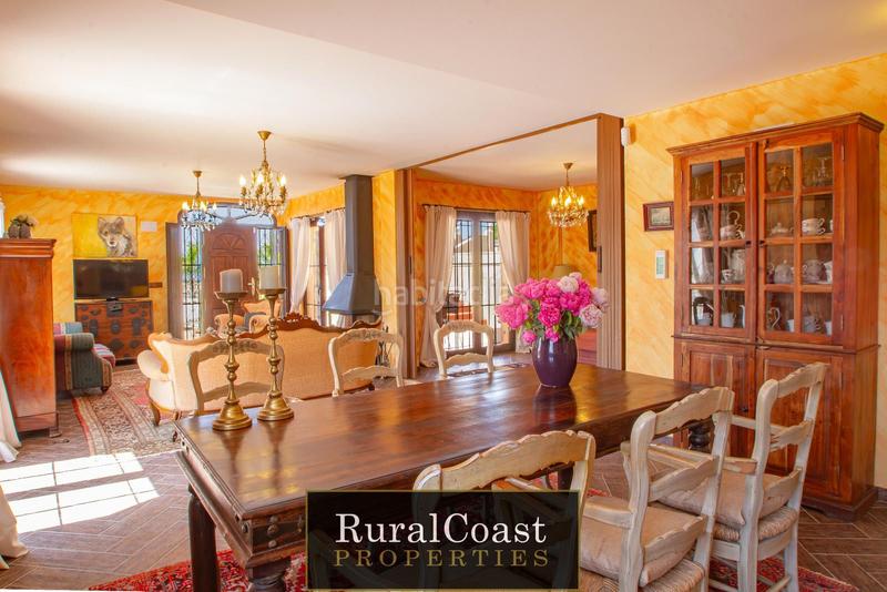 Foto a3d88b2c-5829-4bf8-a84f-6e58c4ef0c7f. Chalet encantador chalet rústico independiente de 110 m2 con una parcela rustica de 21517 m2, 1 habitación, piscina y vistas a la montañ en Xixona