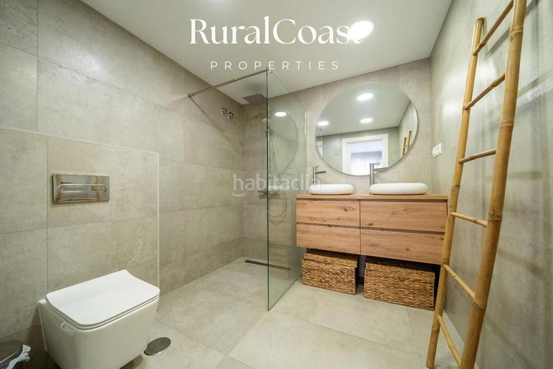 Foto 33b98e0e-5ccc-4763-831e-fccf2f77ca7d. Casa chalet adosado reformado, 184m2, 4 habitaciones, 2 baños, aa, calefacción, piscina, el campello. en Campello (el)