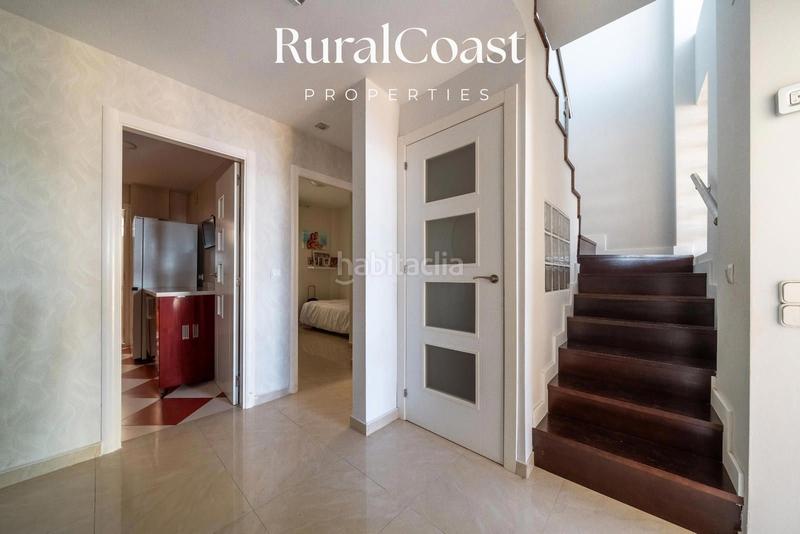 Foto 6a7cb425-4016-4ab9-9218-388a4c85c6dc. Casa chalet adosado reformado, 184m2, 4 habitaciones, 2 baños, aa, calefacción, piscina, el campello. en Campello (el)
