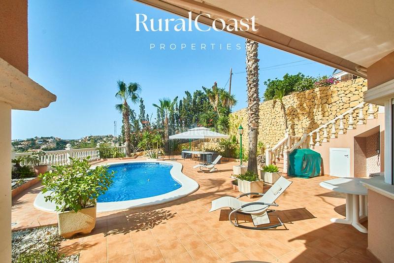Foto 4d3228b1-2988-44f4-aa24-631f7f84eaa3. Chalet magnífico chalet independiente en coveta fuma. 5 habitaciones. 4 baños. piscina y vistas al mar en Campello (el)