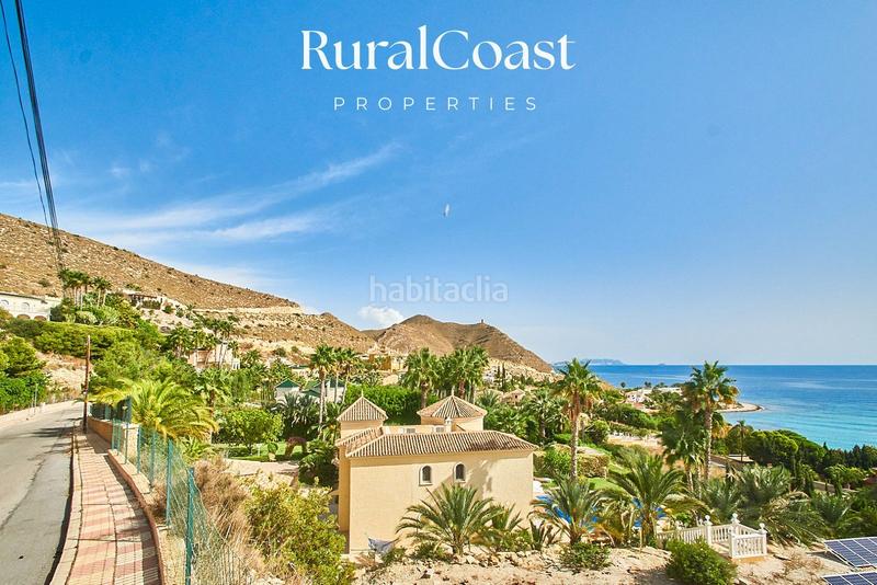 Foto ba1f4f53-ed59-4a66-b57b-71357a36347e. Chalet magnífico chalet independiente en coveta fuma. 5 habitaciones. 4 baños. piscina y vistas al mar en Campello (el)