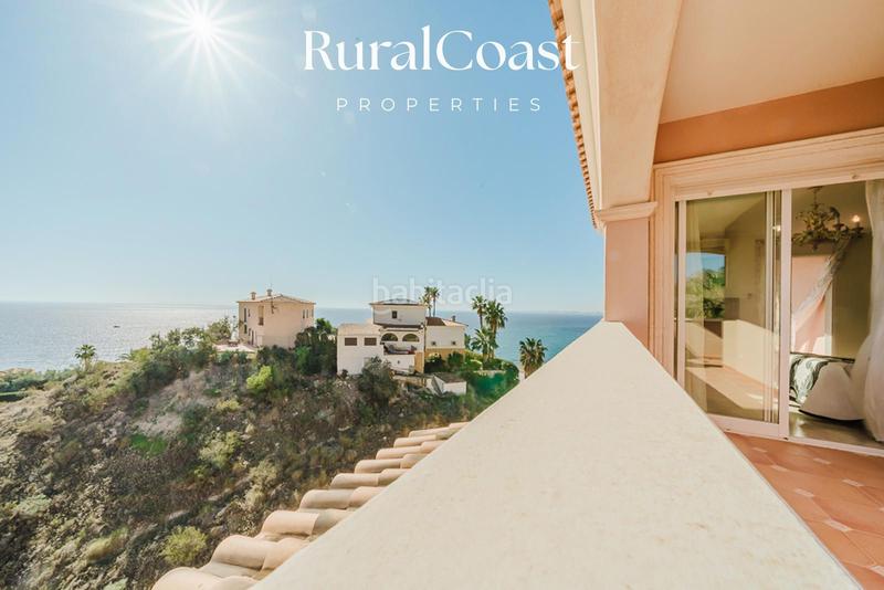 Foto d5c9848f-6bbb-4dd5-97a9-709bb21fd15a. Chalet magnífico chalet independiente en coveta fuma. 5 habitaciones. 4 baños. piscina y vistas al mar en Campello (el)