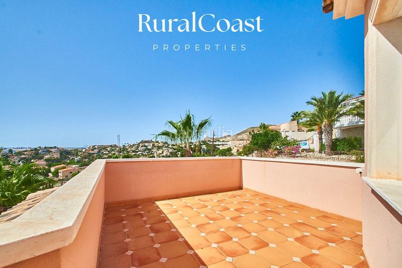 Foto e034315d-2ae1-4e2e-b7e0-a373f772bfde. Chalet magnífico chalet independiente en coveta fuma. 5 habitaciones. 4 baños. piscina y vistas al mar en Campello (el)