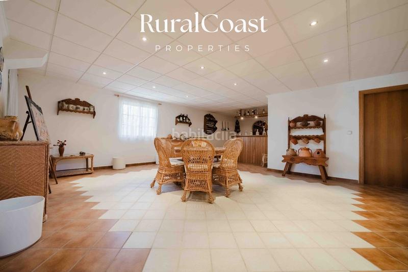 Foto 0f3564aa-2988-4ec1-8c62-0e577caab537. Xalet amb calefacció aparcament piscina a Pueblo Acantilado-Lanuza Campello (el)