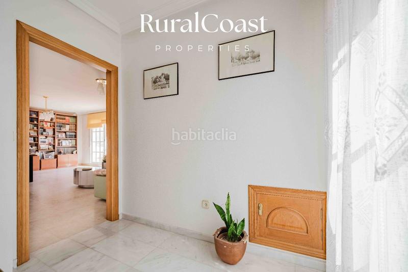 Foto 10968471-f178-4770-ad40-27817663e35f. Xalet amb calefacció aparcament piscina a Pueblo Acantilado-Lanuza Campello (el)