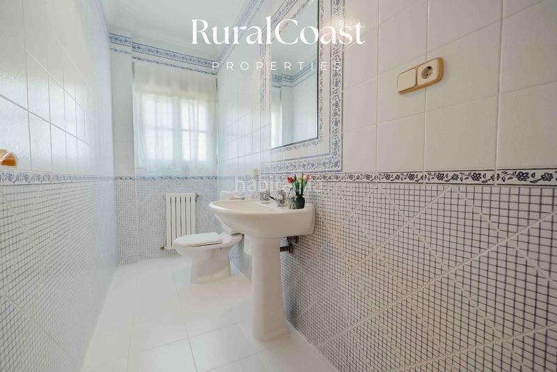 Foto 2599e1da-2145-463d-85f3-8a240aa7e33a. Xalet amb calefacció aparcament piscina a Pueblo Acantilado-Lanuza Campello (el)