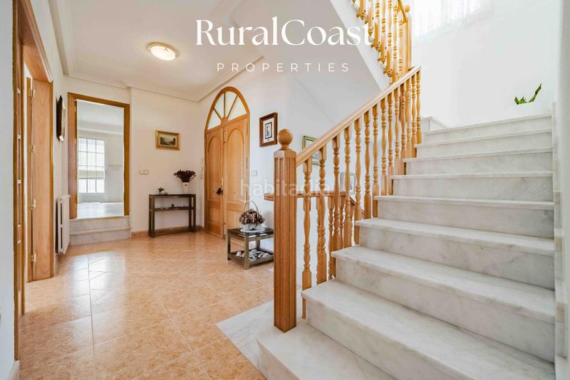 Foto 28a0342a-17b0-43eb-90a7-71fa0892b68d. Xalet amb calefacció aparcament piscina a Pueblo Acantilado-Lanuza Campello (el)