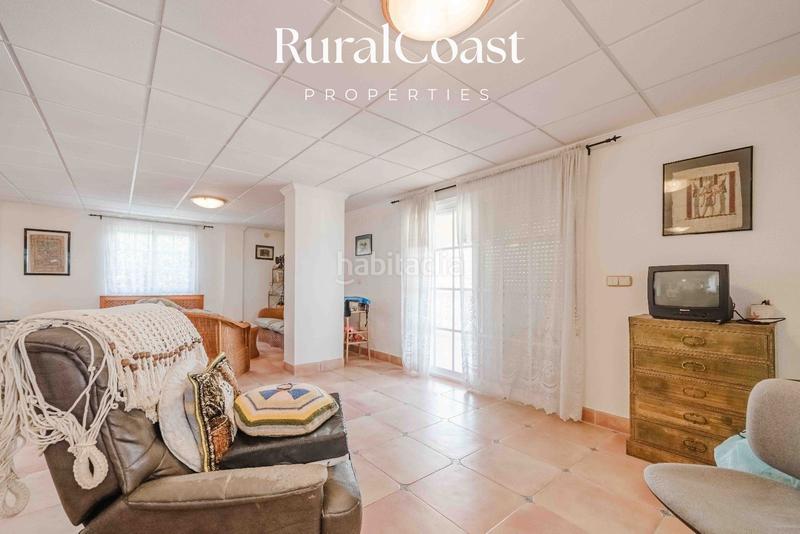 Foto 2a120677-6d7e-4db3-8f81-22ed5254237c. Xalet amb calefacció aparcament piscina a Pueblo Acantilado-Lanuza Campello (el)