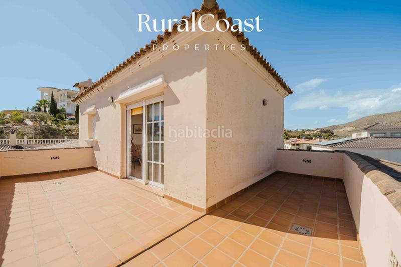 Foto 899117f6-a9f4-4e6f-a02b-7b195190ffd1. Xalet amb calefacció aparcament piscina a Pueblo Acantilado-Lanuza Campello (el)