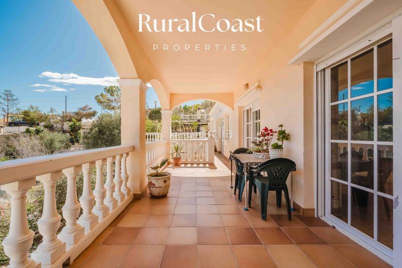 Foto 8ba28070-7874-4631-8158-b8f82cfccde6. Xalet amb calefacció aparcament piscina a Pueblo Acantilado-Lanuza Campello (el)