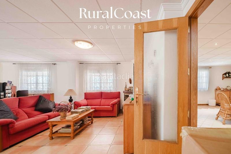 Foto 8be96f0f-2457-4ce3-98c3-9de23349fcbb. Xalet amb calefacció aparcament piscina a Pueblo Acantilado-Lanuza Campello (el)