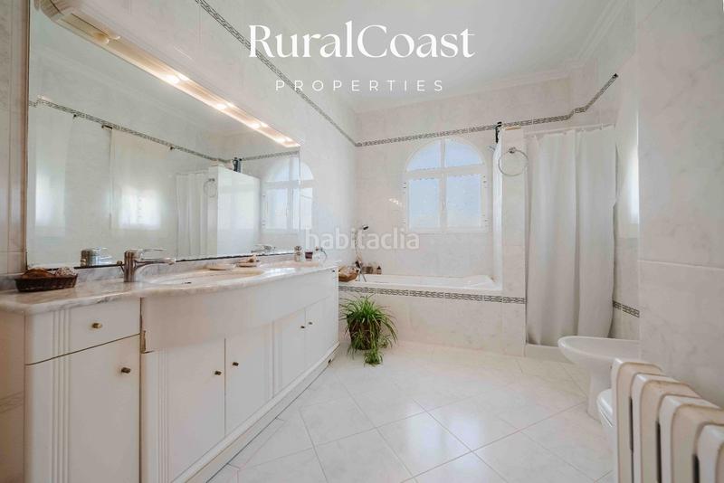 Foto 9d85bbab-05d4-48f3-97c3-9a5f8eb5b538. Xalet amb calefacció aparcament piscina a Pueblo Acantilado-Lanuza Campello (el)