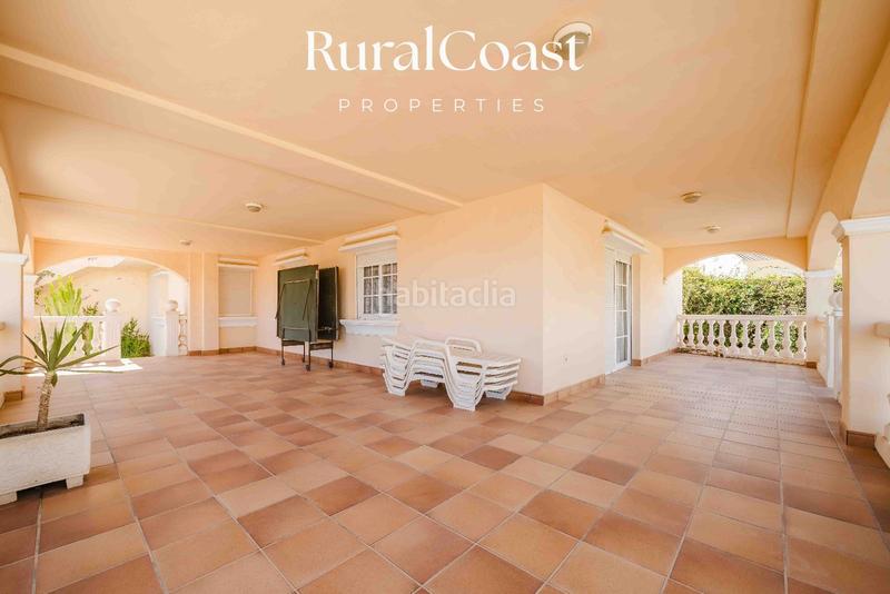 Foto a5858e72-a4e8-45e4-9177-4e72a5f15fcf. Xalet amb calefacció aparcament piscina a Pueblo Acantilado-Lanuza Campello (el)