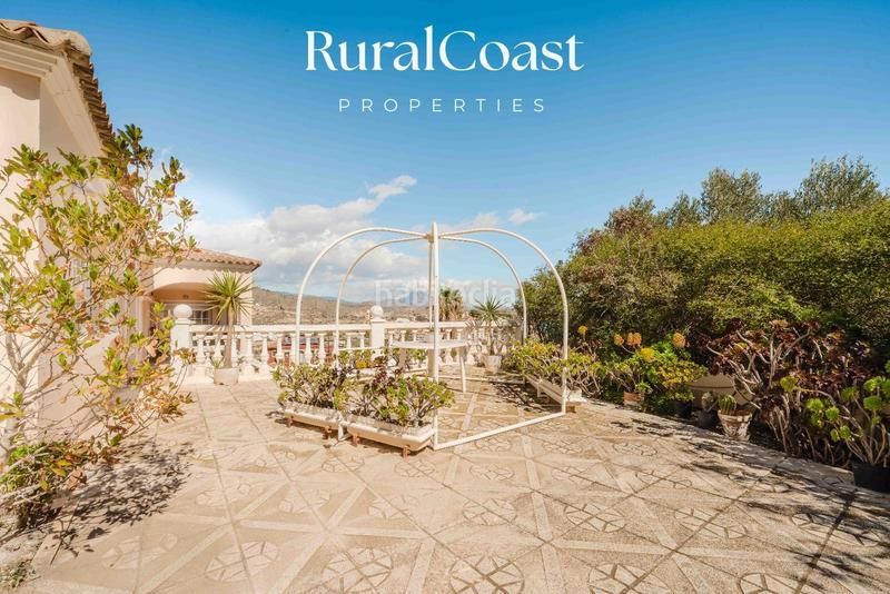 Foto dea1b99d-ba1d-4fb3-b0e0-e671affe890b. Xalet amb calefacció aparcament piscina a Pueblo Acantilado-Lanuza Campello (el)