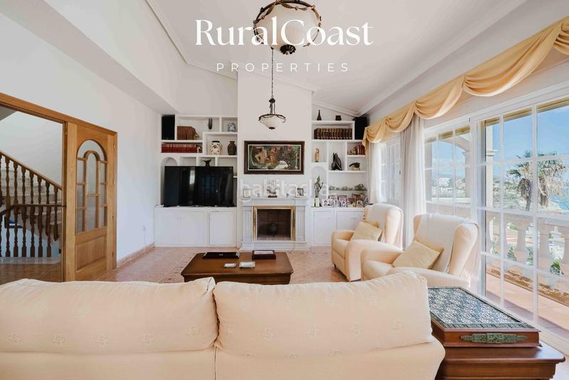 Foto f516cab4-fb4a-4fd6-945e-123792897f21. Xalet amb calefacció aparcament piscina a Pueblo Acantilado-Lanuza Campello (el)