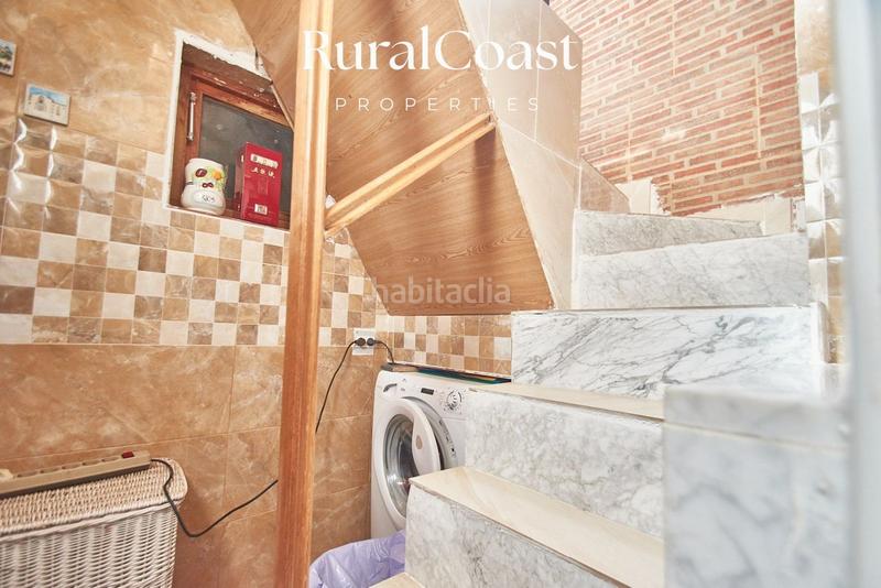 Foto 1fb806ff-7939-4b5a-93e3-c07552b841a7. Casa adossada amb calefacció a Busot