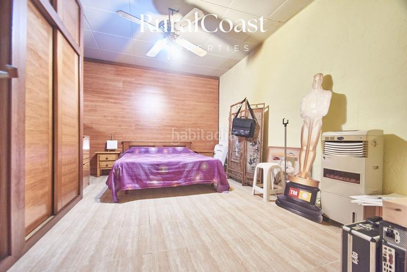Foto d29e4ef1-a248-4cce-bab6-9c9a29c5fa77. Casa adossada amb calefacció a Busot