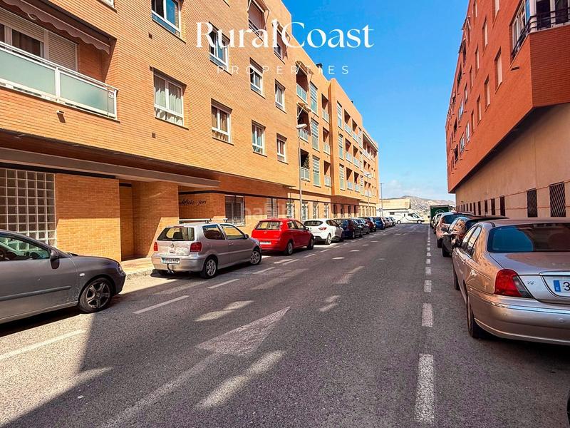Foto 54c923f9-8858-47fb-9c28-39583359bea2. Pis amb calefacció aparcament terrassa a Campello Pueblo Campello (el)