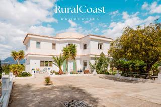 Xalet  Amistad. Chalet independiente moderno, parcela 1140m2, 340 m2, 4 habitaci