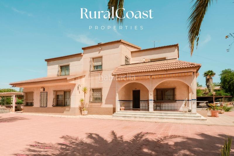 Foto 44993023-dc44-414a-8753-36be3cd91671. Chalet finca exclusiva con vistas abiertas, olivos centenarios y cercanía al mar en elche rural en Elche / Elx