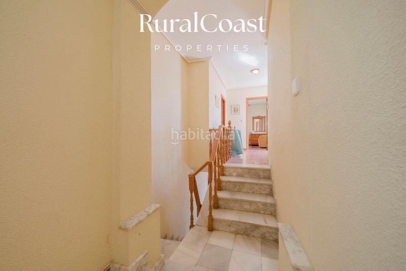 Foto 87bf9c60-4f37-4594-935e-56e65232244d. Chalet finca exclusiva con vistas abiertas, olivos centenarios y cercanía al mar en elche rural en Elche / Elx