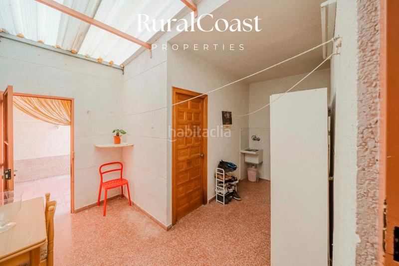 Foto a4c2fdb6-92d7-439a-853c-bdfcf3ad3075. Chalet finca exclusiva con vistas abiertas, olivos centenarios y cercanía al mar en elche rural en Elche / Elx