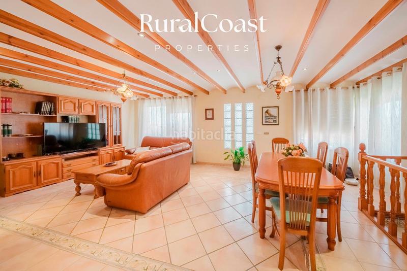 Foto d4087949-e443-49af-a267-acedfad440f0. Chalet finca exclusiva con vistas abiertas, olivos centenarios y cercanía al mar en elche rural en Elche / Elx