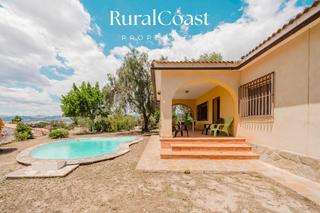 Xalet  Constitucin. Encantador chalet independiente, 4 habitaciones, 2 baos, 2 gara