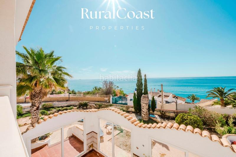 Foto 131069d5-4e8c-49c8-9e96-d563f02d9acb. Chalet  independiente, 937m2 parcela, 5 habitaciones , 3 baños, piscina, vistas al mar en Campello (el)