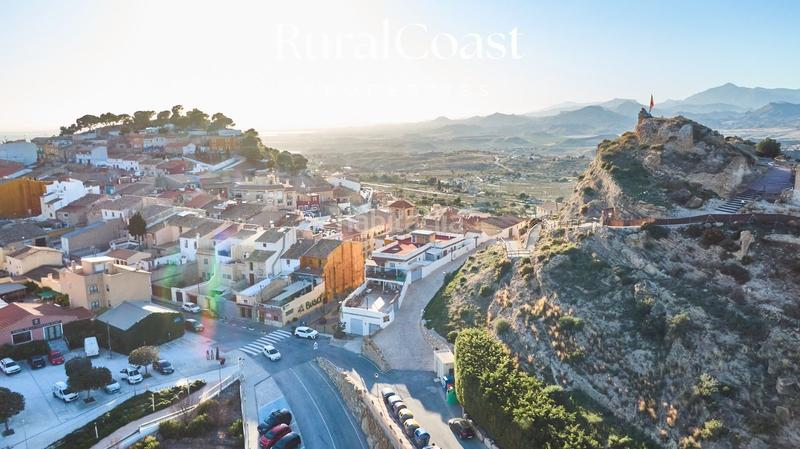 Foto 6a8ece42-e478-4f1e-8a1a-656400c26884. Edifici a Busot