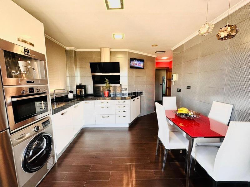 Foto 974d2e7b-0c7b-4e76-bbee-a4d5f32ef617. Apartamento dos bonitos pisos en uno en venta en nueva Torrevieja Torrevieja