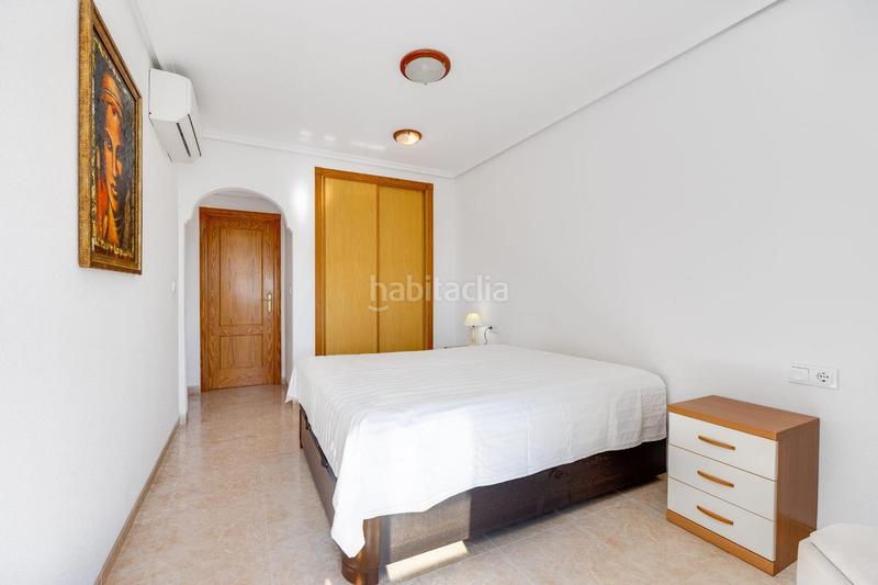 Foto c76db929-52a3-4986-815c-25ff859f5280. Piccolo appartamento con piscina in Playa Flamenca Orihuela