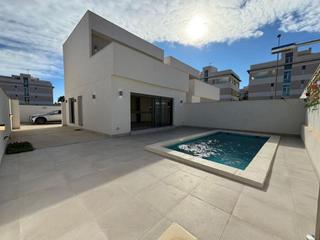 Maison jumelée à Lomas de Cabo Roig - Los Dolses. Gran chalet pareado en orihuela, 3 hab, 2 baños