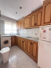 Apartament a Centro - Muelle Pesquero. Apartamentoen torrevieja, 2 hab, 1 baño
