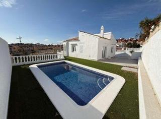 Chalet en Villamartín-Las Filipinas