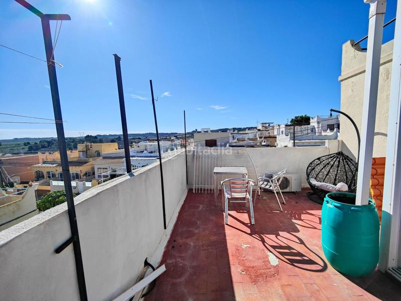 Foto ab83b424-349d-4bb1-8dc7-14fc7994079c. Casa pareada gran casa pareada en san miguel, 4 hab, 2 baños en San Miguel de Salinas