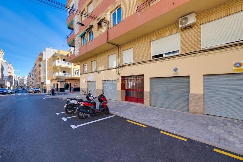 Foto c3003365-06c2-4bee-ad90-b9759052182c. Autoparkplatz in Puerto Deportivo Torrevieja