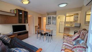 Apartament a Parque Acuático - Sector 25. Gran apartamento en torrevieja, 2 hab,  1 baño