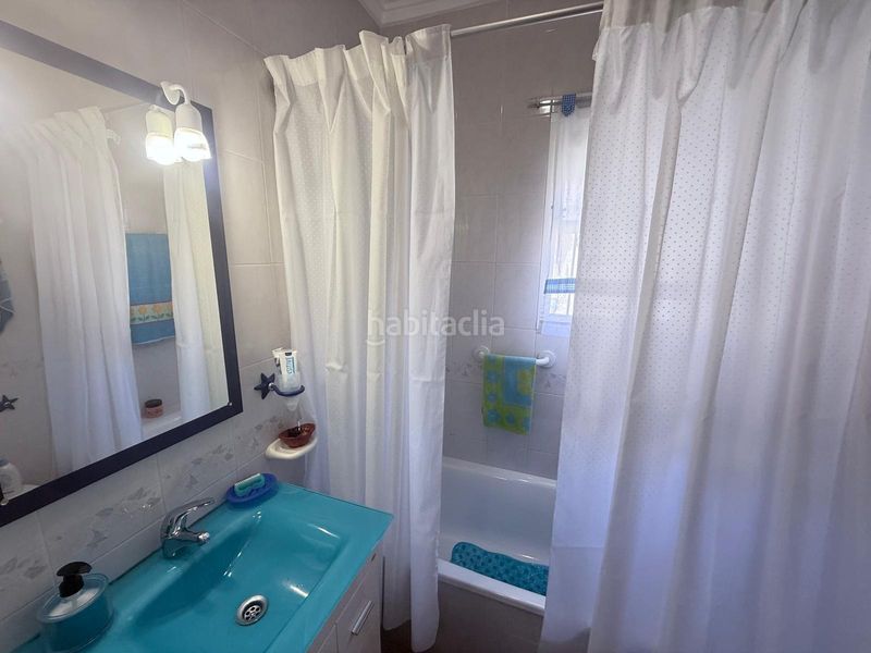 Foto 3d28a549-900b-4dfc-8933-2c79e1f67326. Casa amb aparcament a Playa Flamenca Orihuela