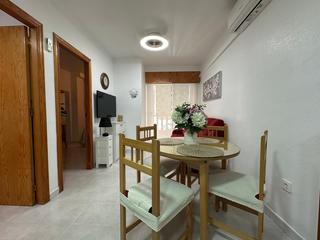 Apartament a El Acequión. Gran apartamento en torrevieja, 2 hab, 1 baño