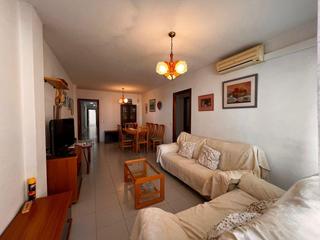 Appartement à Centro - Muelle Pesquero. Gran apartamento en torrevieja, 4 hab, 2 baños