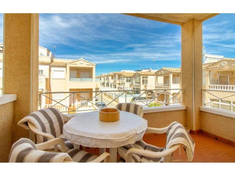 Foto 60c30cd0-ff21-41f9-a61b-c92ea5b6cd0e. Casa gran bungalow costa, 2 hab, 1 baño en Playa Flamenca Orihuela