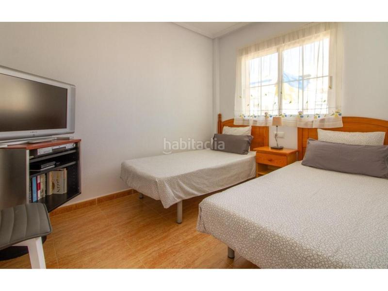 Foto aa56ebd4-027e-4df4-937d-58d4447cd28a. Casa gran bungalow costa, 2 hab, 1 baño en Playa Flamenca Orihuela